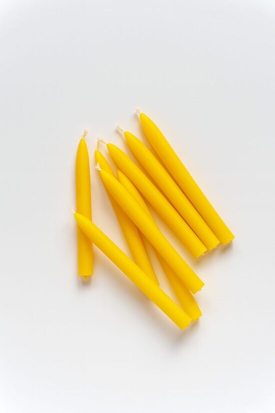 Beeswax Birthday Cake Candles, 8 cm - Yellow